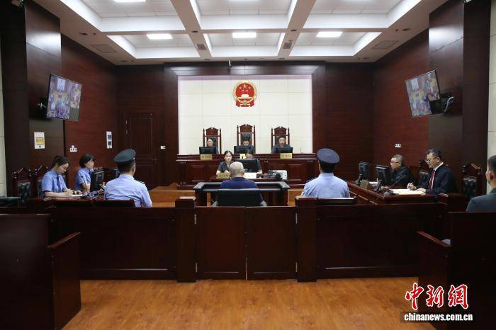 安徽省銅陵市政協(xié)原黨組副書記、副主席徐強(qiáng)一審獲刑十年六個(gè)月