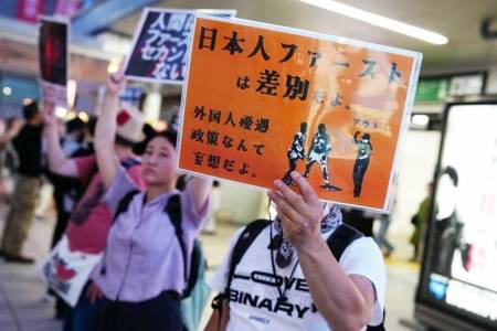 高呼“日本人優(yōu)先”極右翼勢(shì)力如何撬動(dòng)日本政局