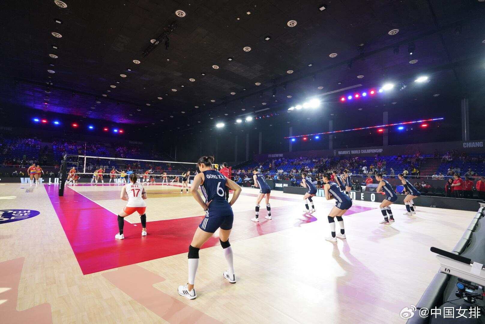 中國(guó)女排3比1勝哥倫比亞隊(duì)，提前一輪晉級(jí)世錦賽十六強(qiáng)