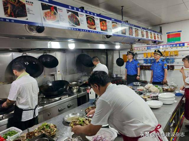 河南確山：全面推進(jìn)餐飲油煙與露天燒烤集中整治工作