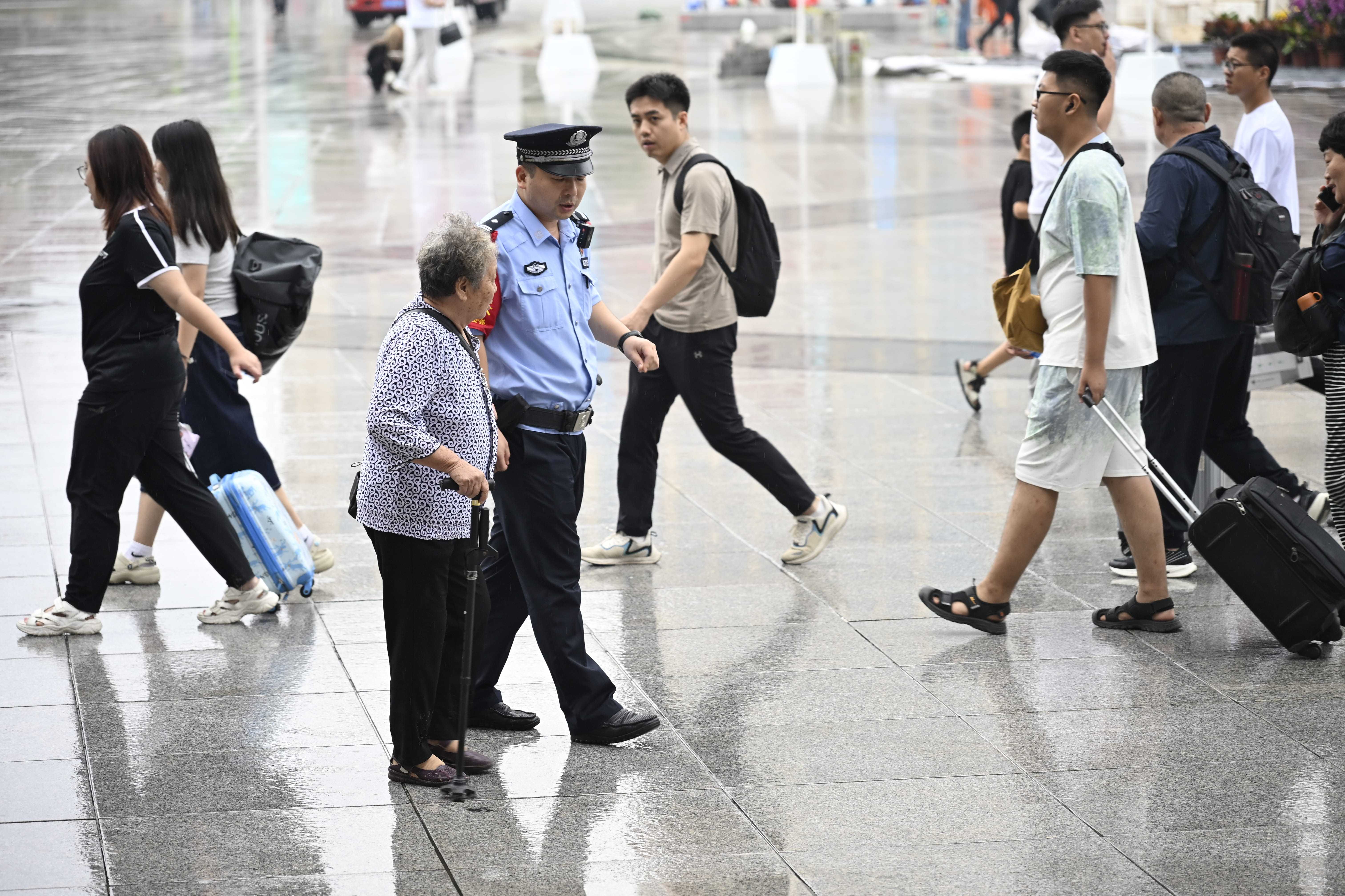 北京鐵路公安局天津公安處天津站派出所圓滿完成上合天津峰會安保工作